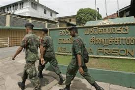 சிறையில் மோசமாக நடத்தப்பட்ட போராளி ஆணைக்குழுவின் கிளிநொச்சி அலுவலகத்தில் முறைப்பாடு.