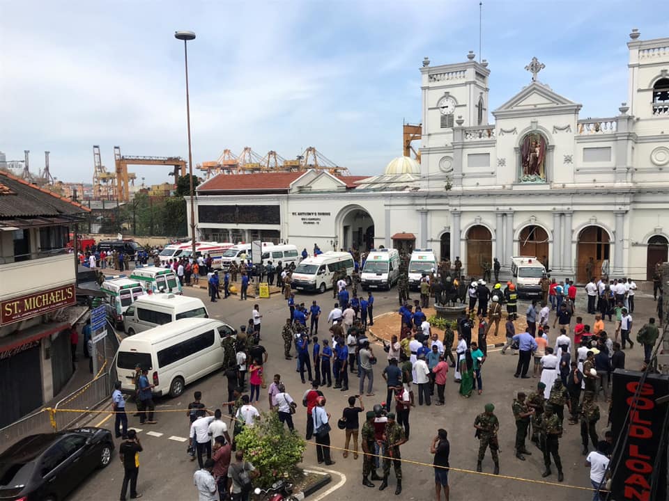 இலங்கைக் குண்டுவெடிப்புகள் – தற்கொலை குண்டுதாரிகளின் தாக்குதல்களே..