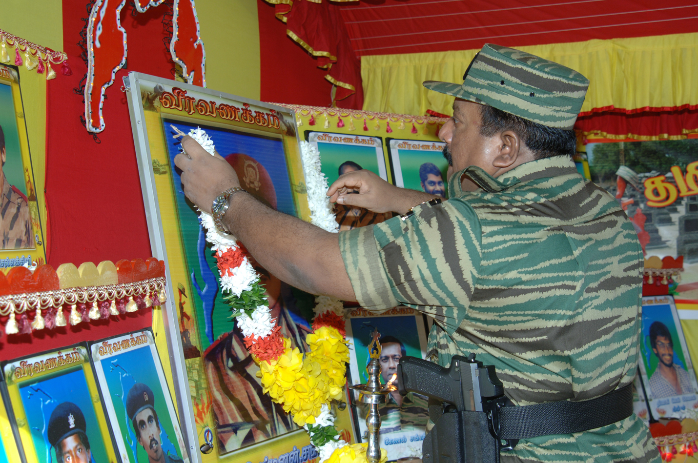 சருகாக நெரிபட்ட தமிழனை மலையாக நிமிரச் செய்தவர்கள் மாவீரர்கள்.!